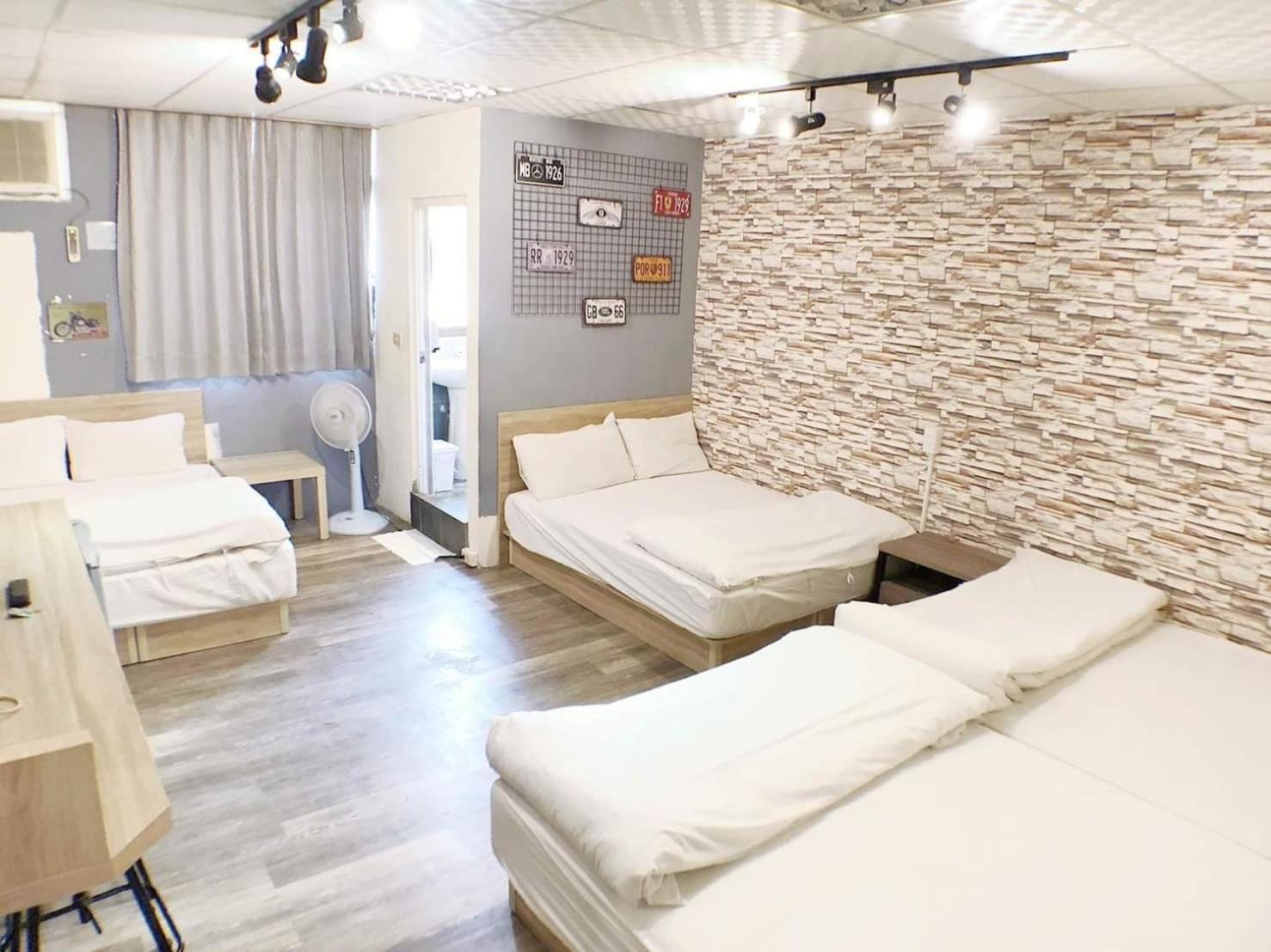 Fengjia Gift Box Homestay Taichung Exterior photo